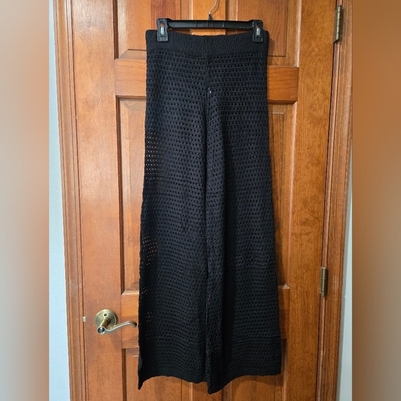 Pull on knit beach cover ups - Picture 2 of 4